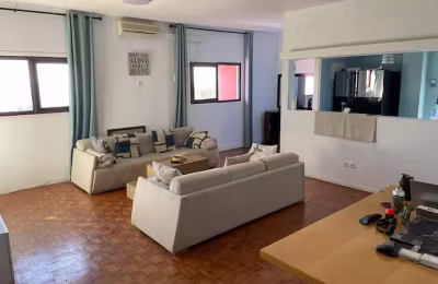 ARRENDA-SE QUARTO no Prédio Mais Alto de Maputo | Vista Total da Baía